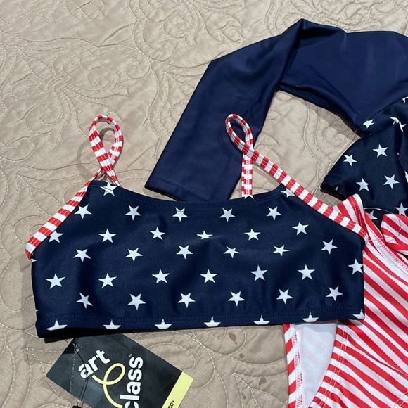 Girl’s 3-Piece Swimsuit - Picture 5 of 8